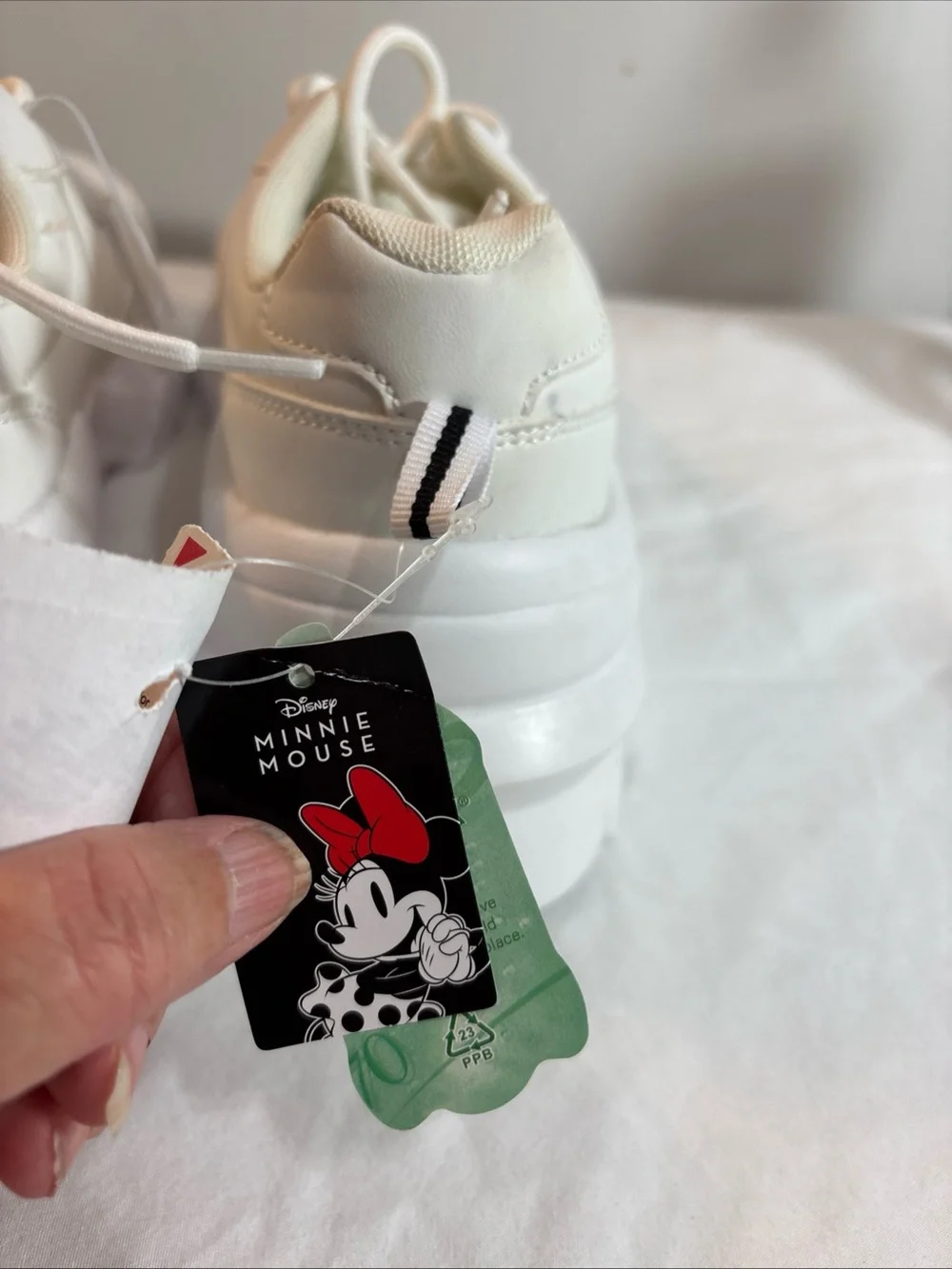 Disney Women’s White Mickey Mouse Accent Sneakers. 8/20